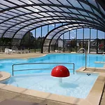 Mobil-home Grand Confort 4 Pers. A 200m De La Avec Piscine Chauffee Et Parking - Fr-1-361a-15 *